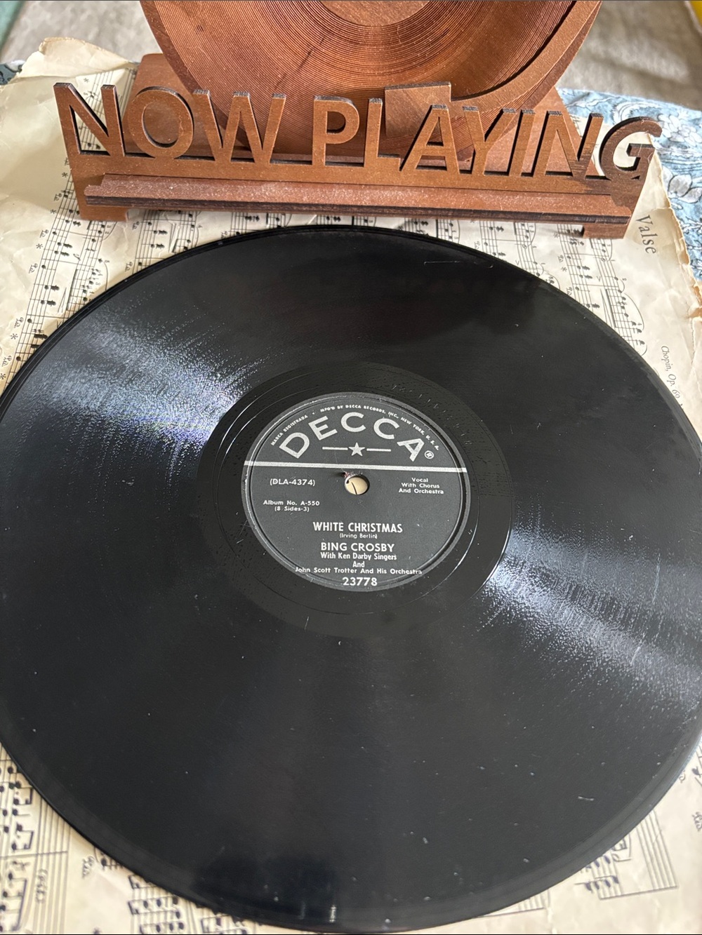 Bing Crosby "White Christmas" vinyl record